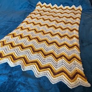 Vintage Handmade Crochet Chevron Zig Zag Afghan Throw Lap Blanket 38" X 56"